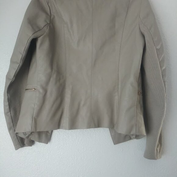 Cavalini women's size M beige faux leather jacket - Picture 6 of 15